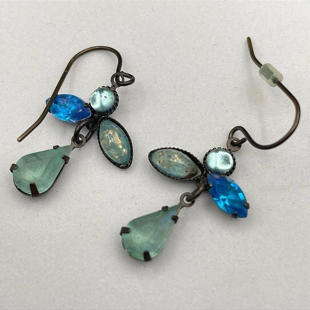 Vintage Silver Tone Aqua & Blue Rhinestone Cluster Dangle Drop Wedding Earrings